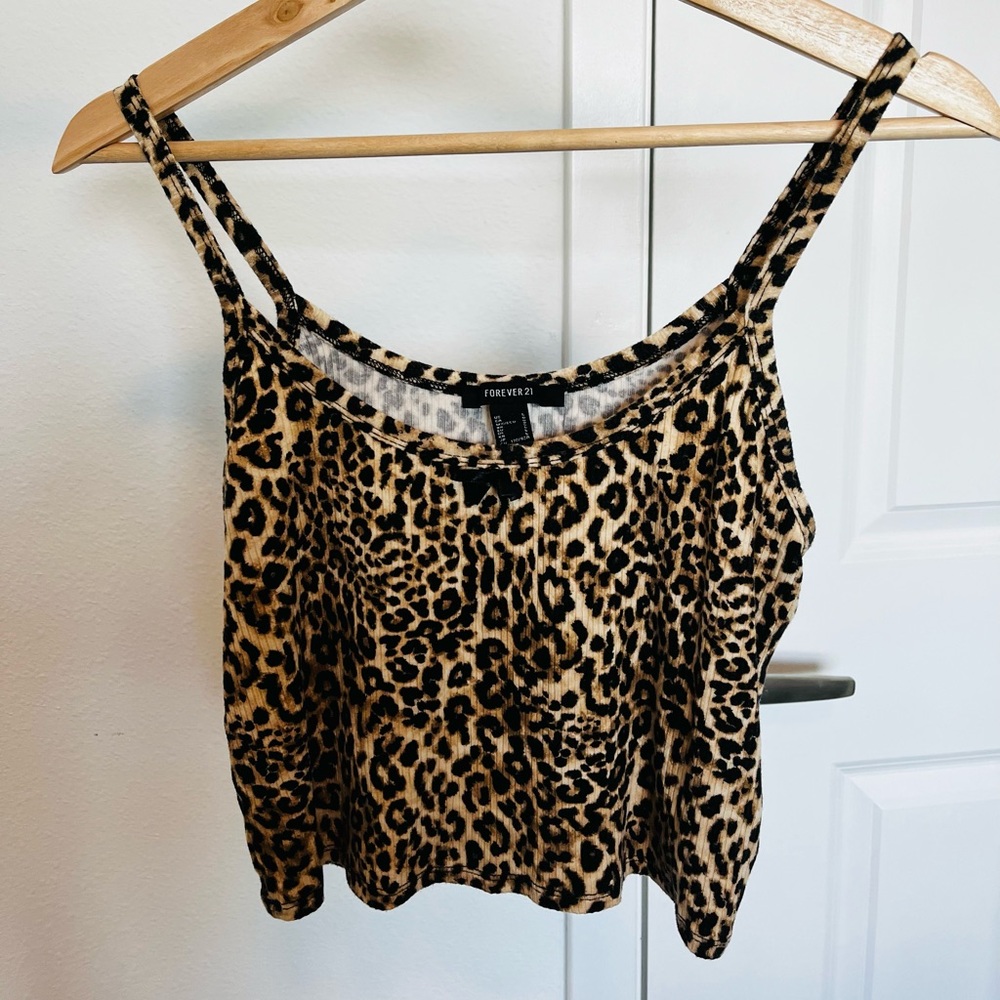 Crop tank top